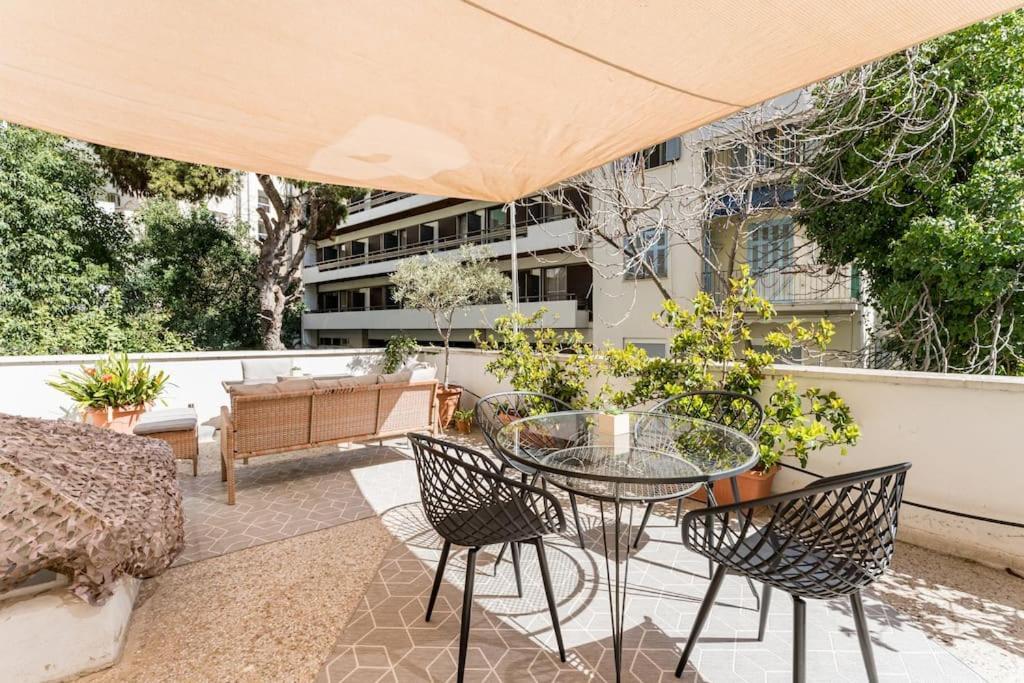Amazing 3Bdr Apt With Unique Roof Garden In Plaka Atenas Exterior foto